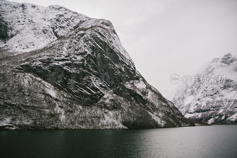 挪威冬季的n øyfjord